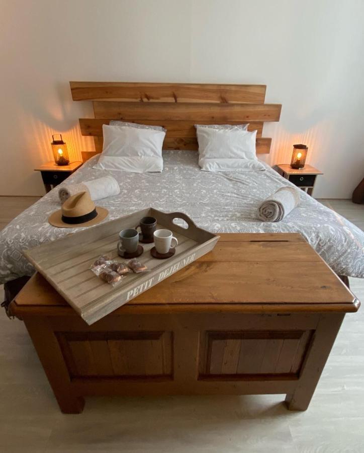 Appartement En Entree De Ville Avec Balneo Pont-lʼAbbé Exteriör bild